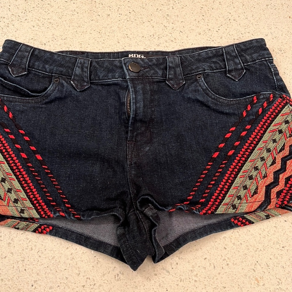 Embroidered denim shorts